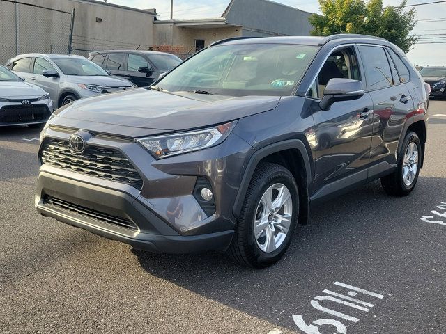 2020 Toyota RAV4 XLE