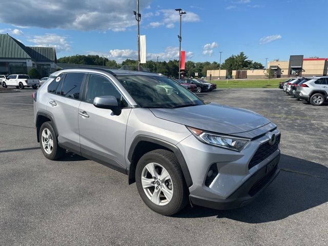 2020 Toyota RAV4 XLE