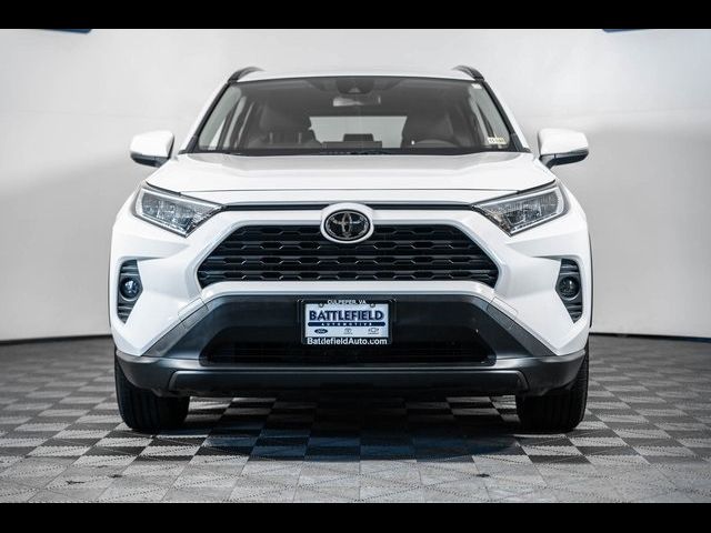 2020 Toyota RAV4 XLE