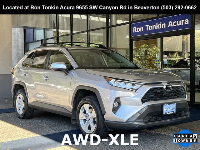 2020 Toyota RAV4 XLE