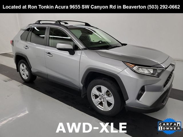 2020 Toyota RAV4 XLE