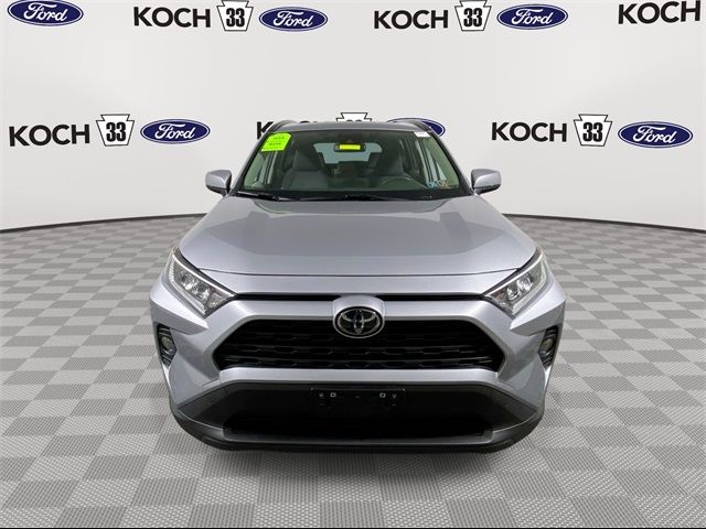 2020 Toyota RAV4 XLE