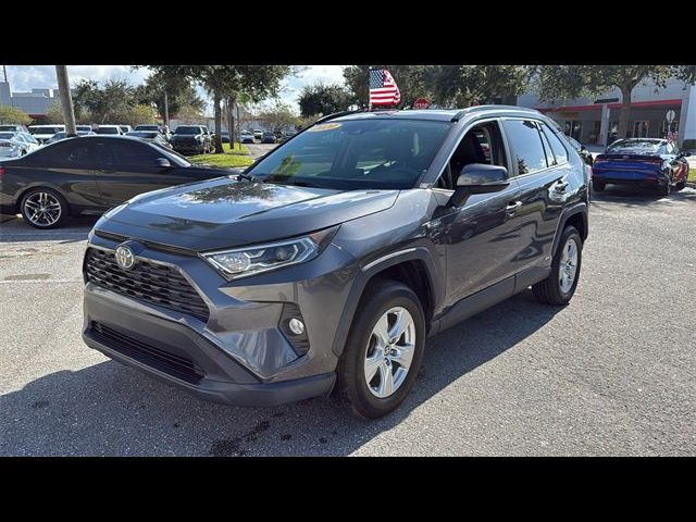 2020 Toyota RAV4 Hybrid XLE