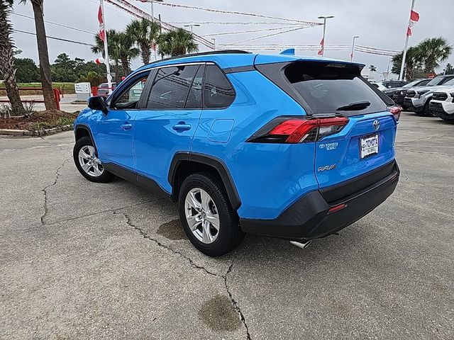 2020 Toyota RAV4 XLE