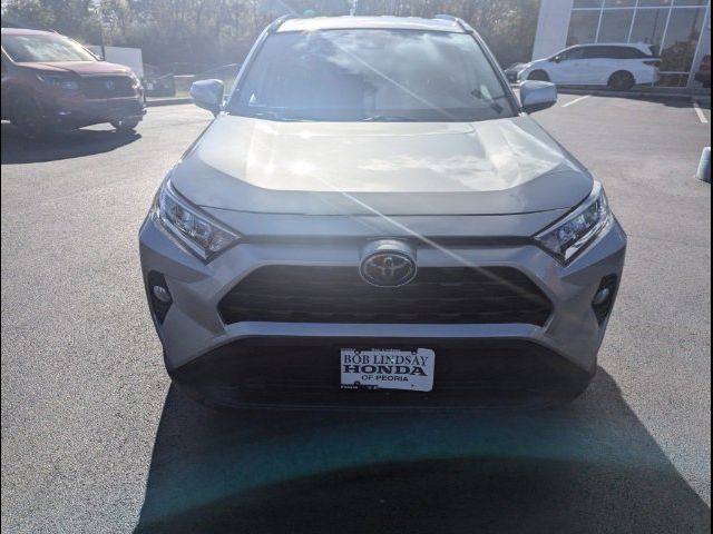 2020 Toyota RAV4 XLE