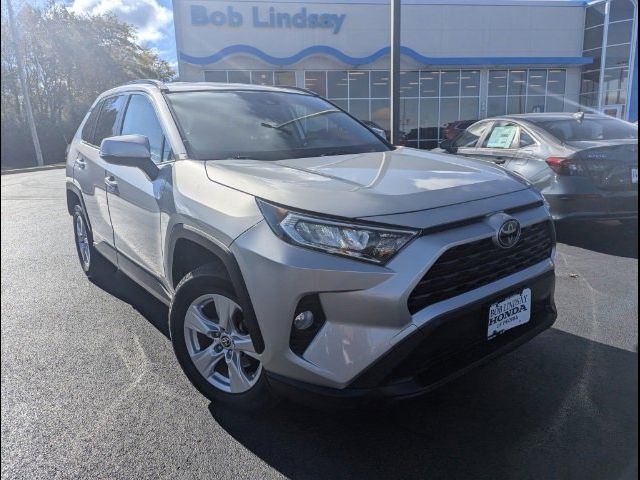 2020 Toyota RAV4 XLE