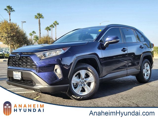 2020 Toyota RAV4 XLE