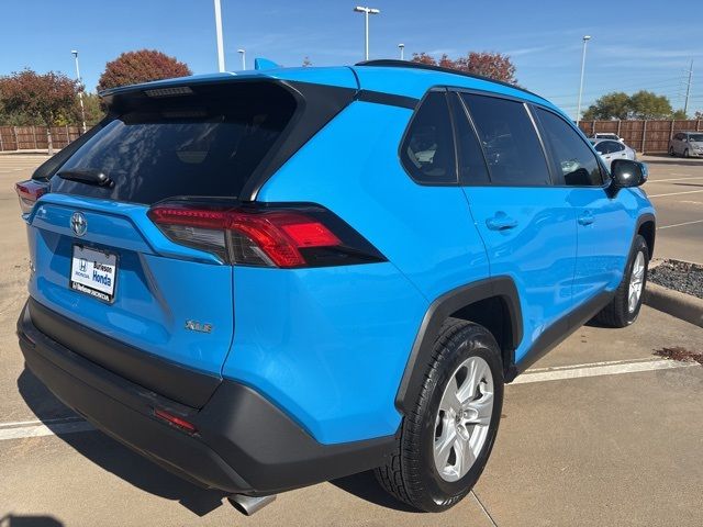 2020 Toyota RAV4 XLE