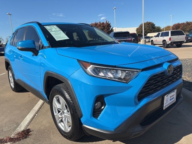 2020 Toyota RAV4 XLE