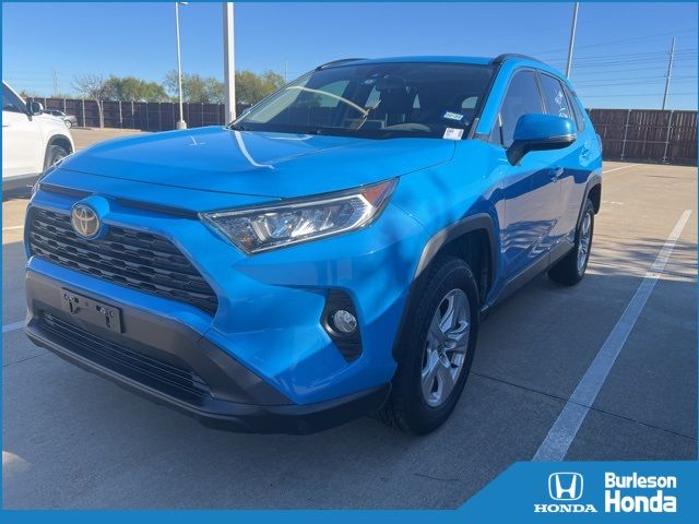 2020 Toyota RAV4 XLE