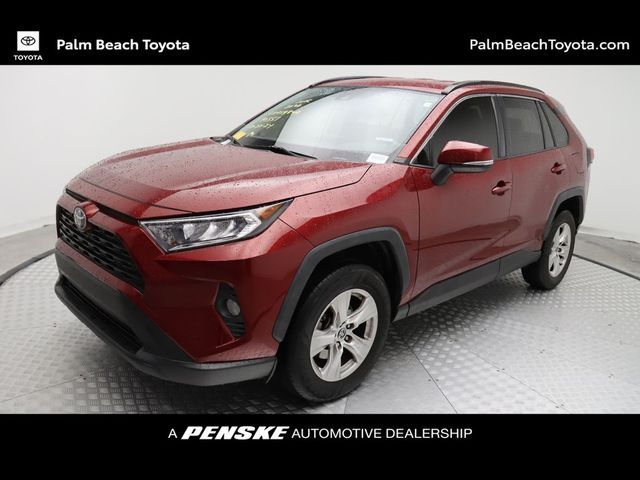 2020 Toyota RAV4 XLE