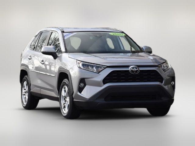 2020 Toyota RAV4 XLE