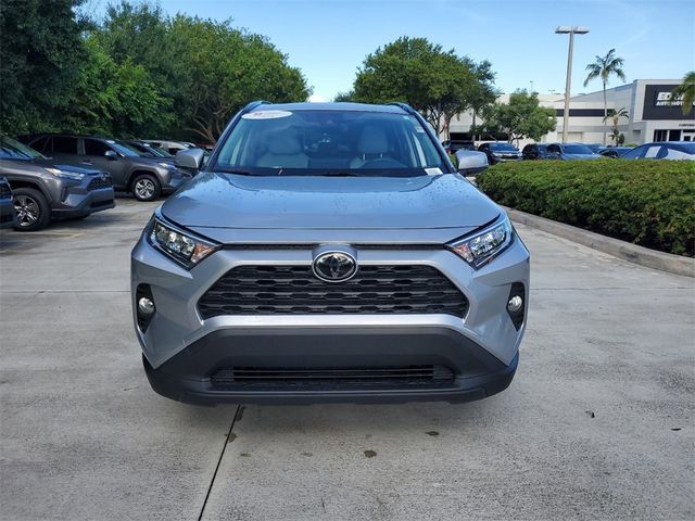 2020 Toyota RAV4 XLE