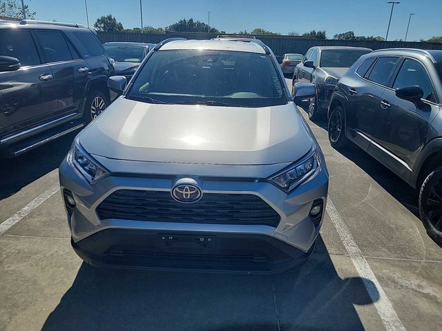 2020 Toyota RAV4 XLE