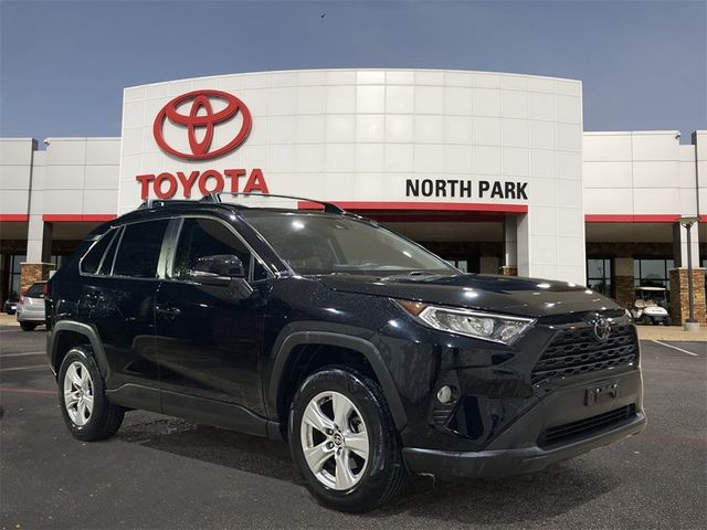 2020 Toyota RAV4 XLE