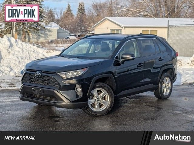 2020 Toyota RAV4 XLE