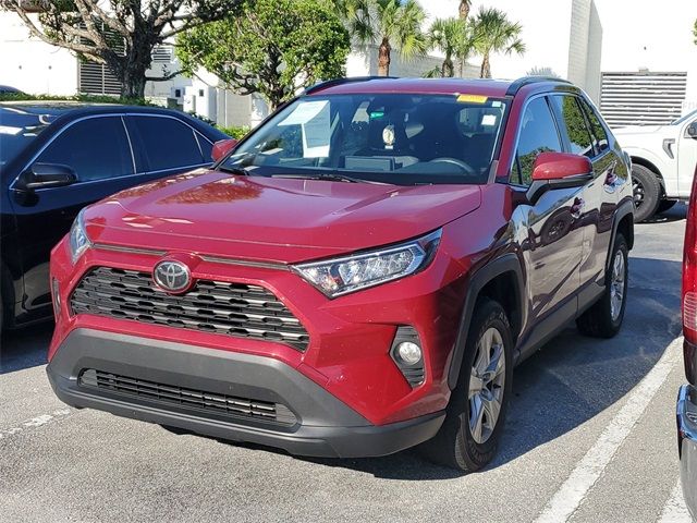 2020 Toyota RAV4 XLE