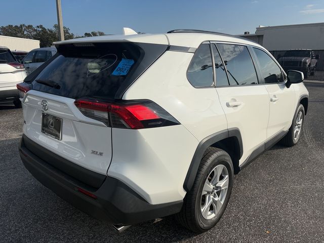 2020 Toyota RAV4 XLE