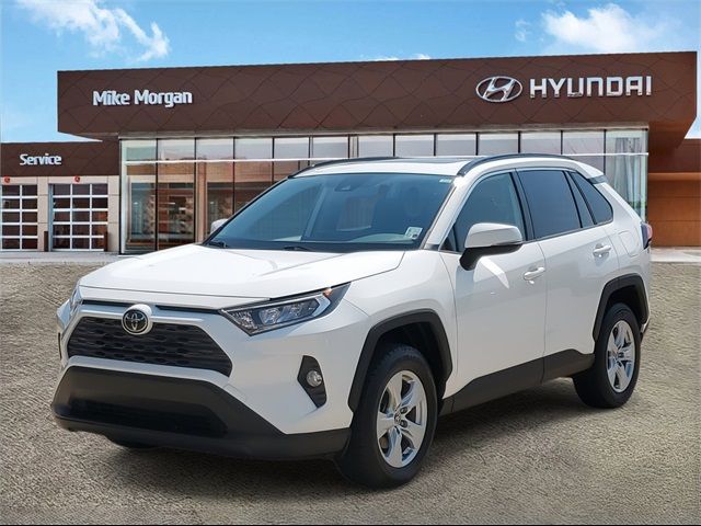 2020 Toyota RAV4 XLE