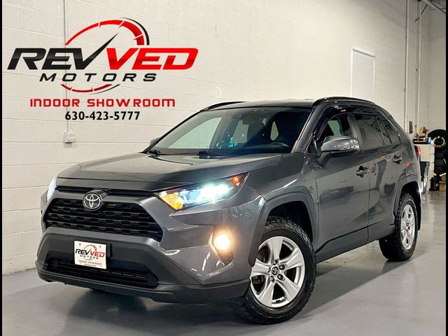 2020 Toyota RAV4 XLE