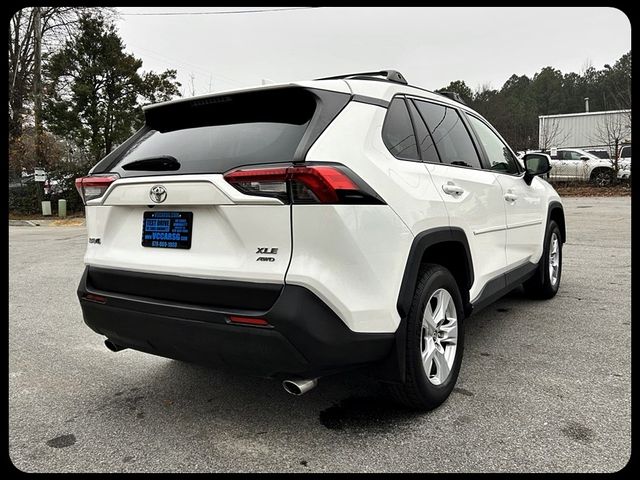 2020 Toyota RAV4 XLE