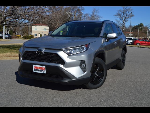 2020 Toyota RAV4 XLE