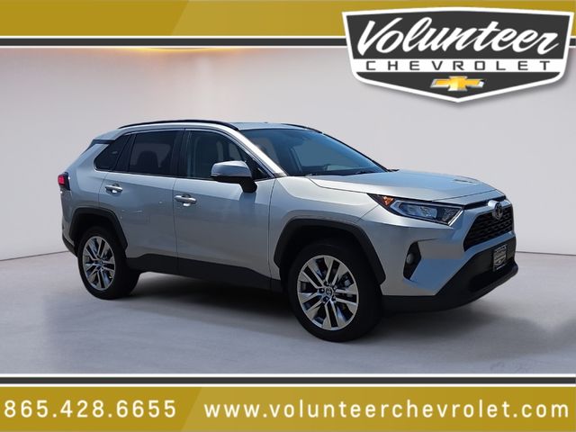 2020 Toyota RAV4 XLE Premium