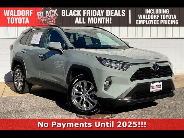 2020 Toyota RAV4 XLE Premium