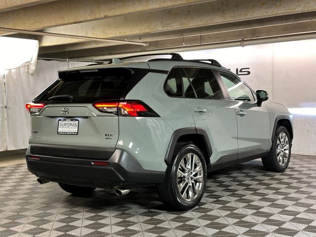 2020 Toyota RAV4 XLE Premium