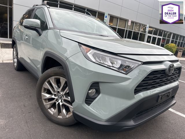 2020 Toyota RAV4 XLE Premium