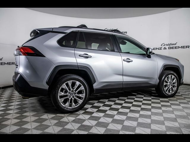 2020 Toyota RAV4 XLE Premium