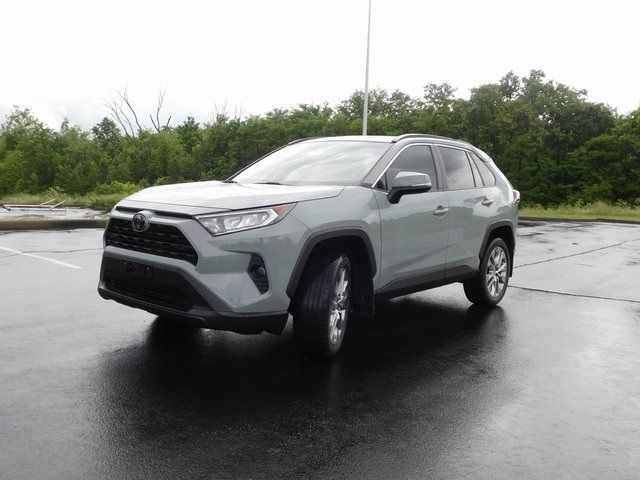 2020 Toyota RAV4 XLE Premium