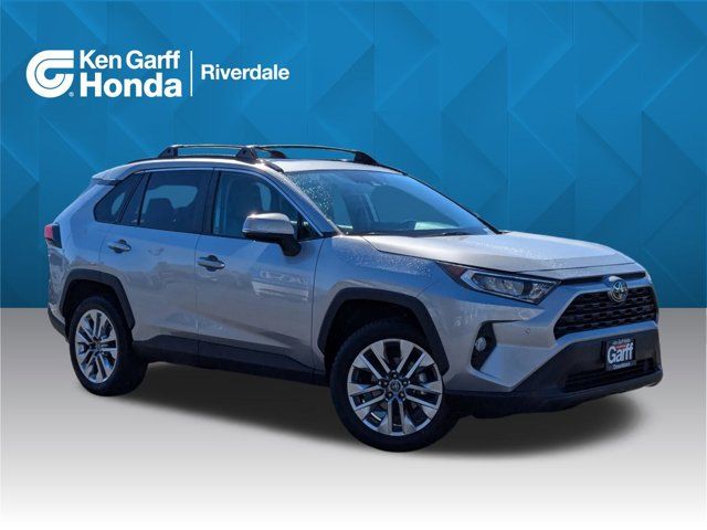 2020 Toyota RAV4 XLE Premium