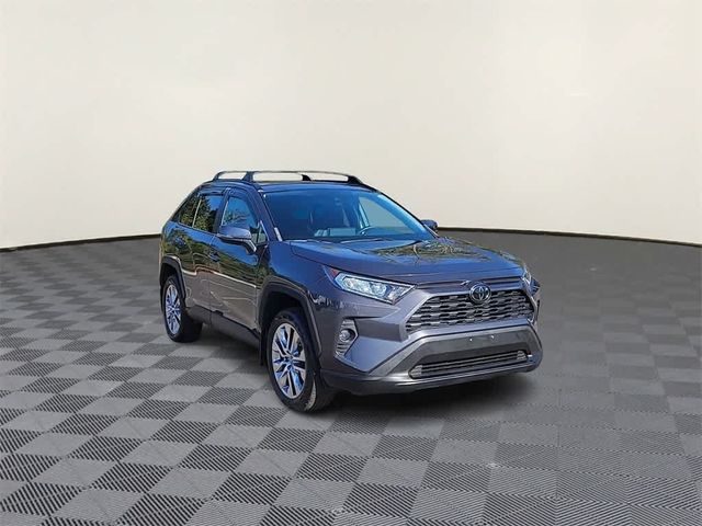 2020 Toyota RAV4 XLE Premium