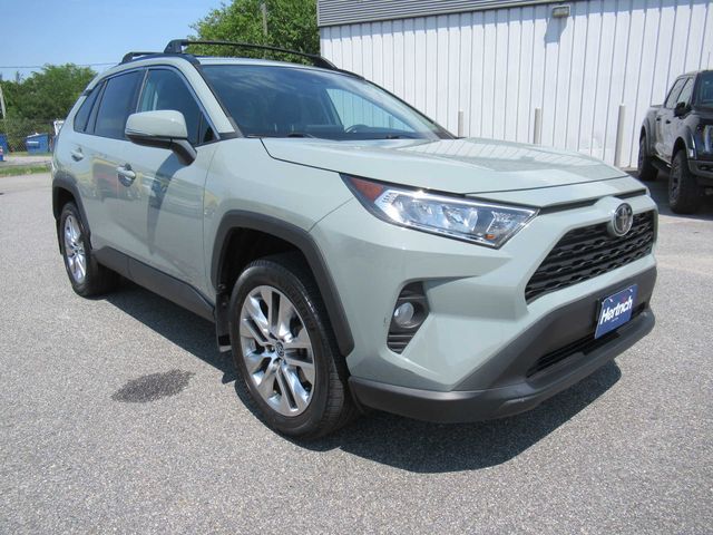 2020 Toyota RAV4 XLE Premium