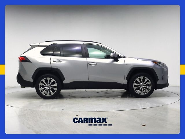 2020 Toyota RAV4 XLE Premium
