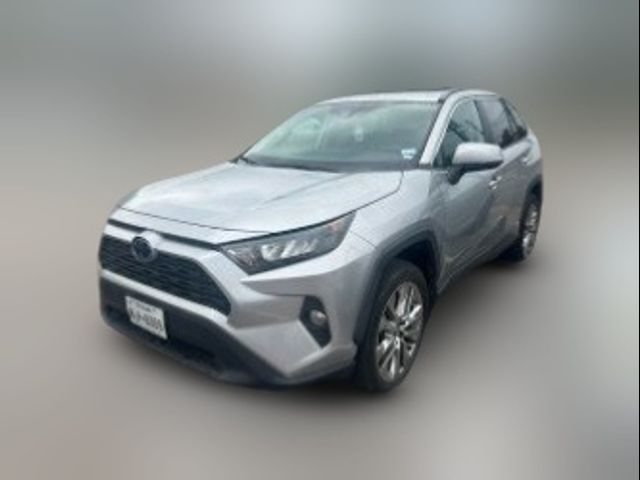 2020 Toyota RAV4 XLE Premium