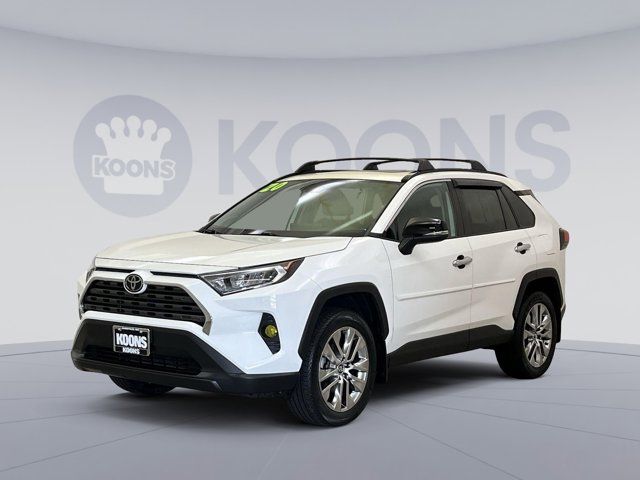 2020 Toyota RAV4 XLE Premium