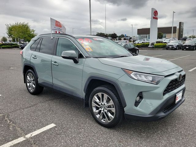 2020 Toyota RAV4 XLE Premium