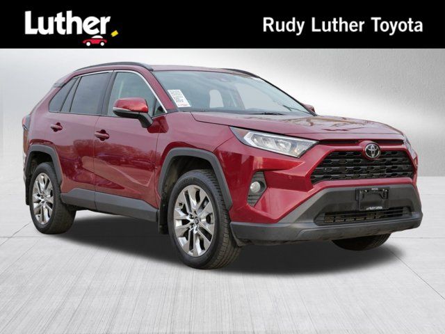 2020 Toyota RAV4 XLE Premium