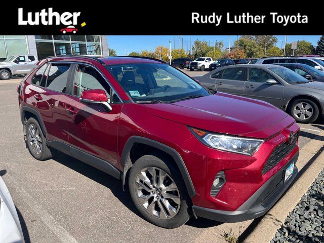 2020 Toyota RAV4 XLE Premium