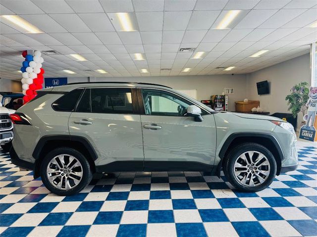 2020 Toyota RAV4 XLE Premium