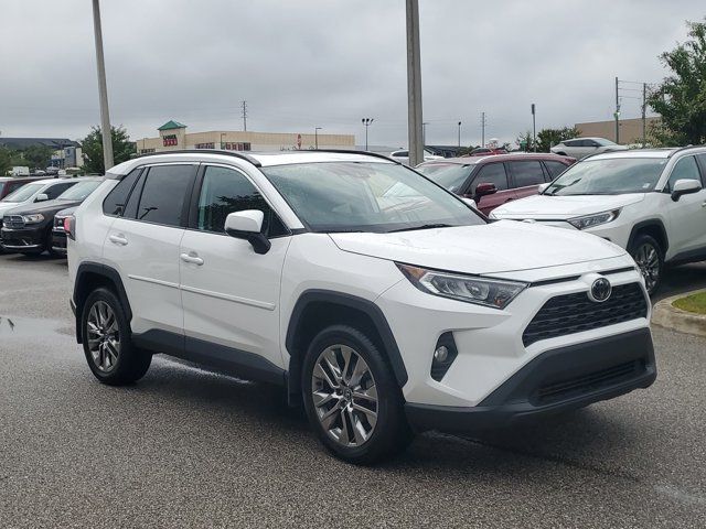 2020 Toyota RAV4 XLE Premium