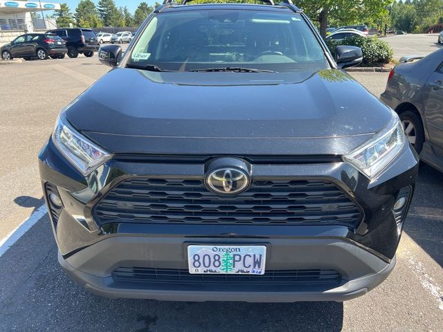 2020 Toyota RAV4 XLE Premium