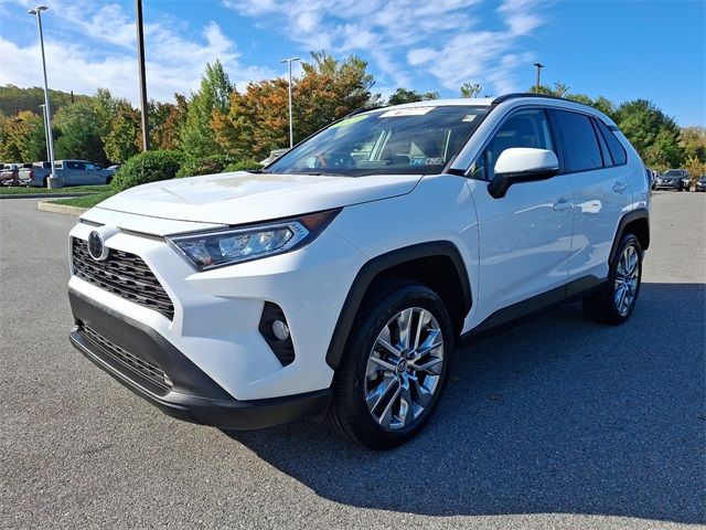 2020 Toyota RAV4 XLE Premium