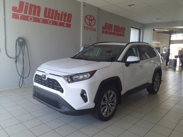 2020 Toyota RAV4 XLE Premium