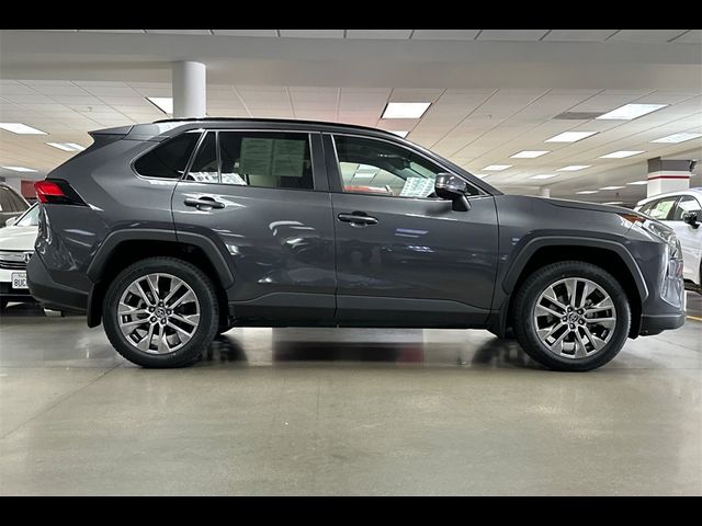 2020 Toyota RAV4 XLE Premium