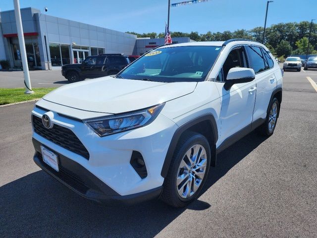 2020 Toyota RAV4 XLE Premium