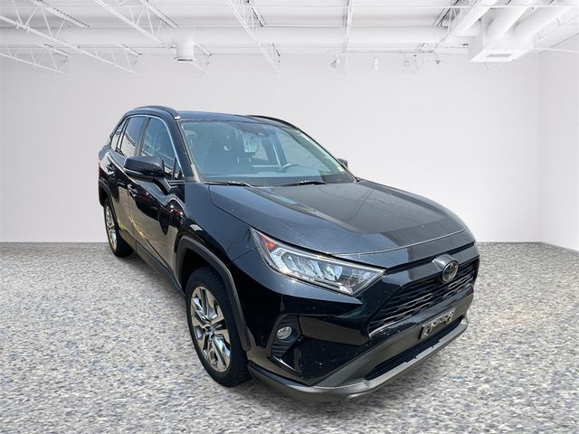 2020 Toyota RAV4 XLE Premium