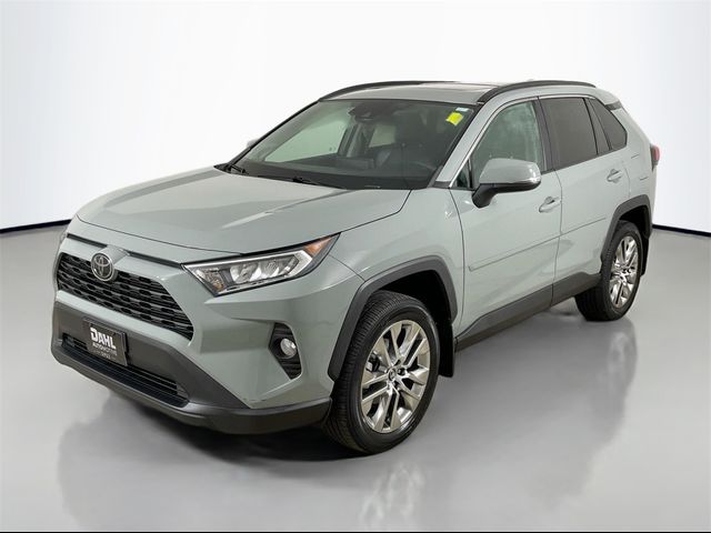 2020 Toyota RAV4 XLE Premium